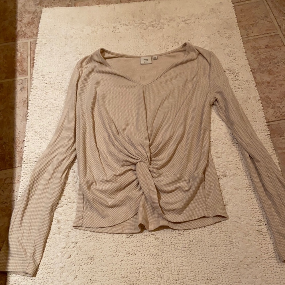 Boutique Long Sleeve Shirt with Stripes and Knot